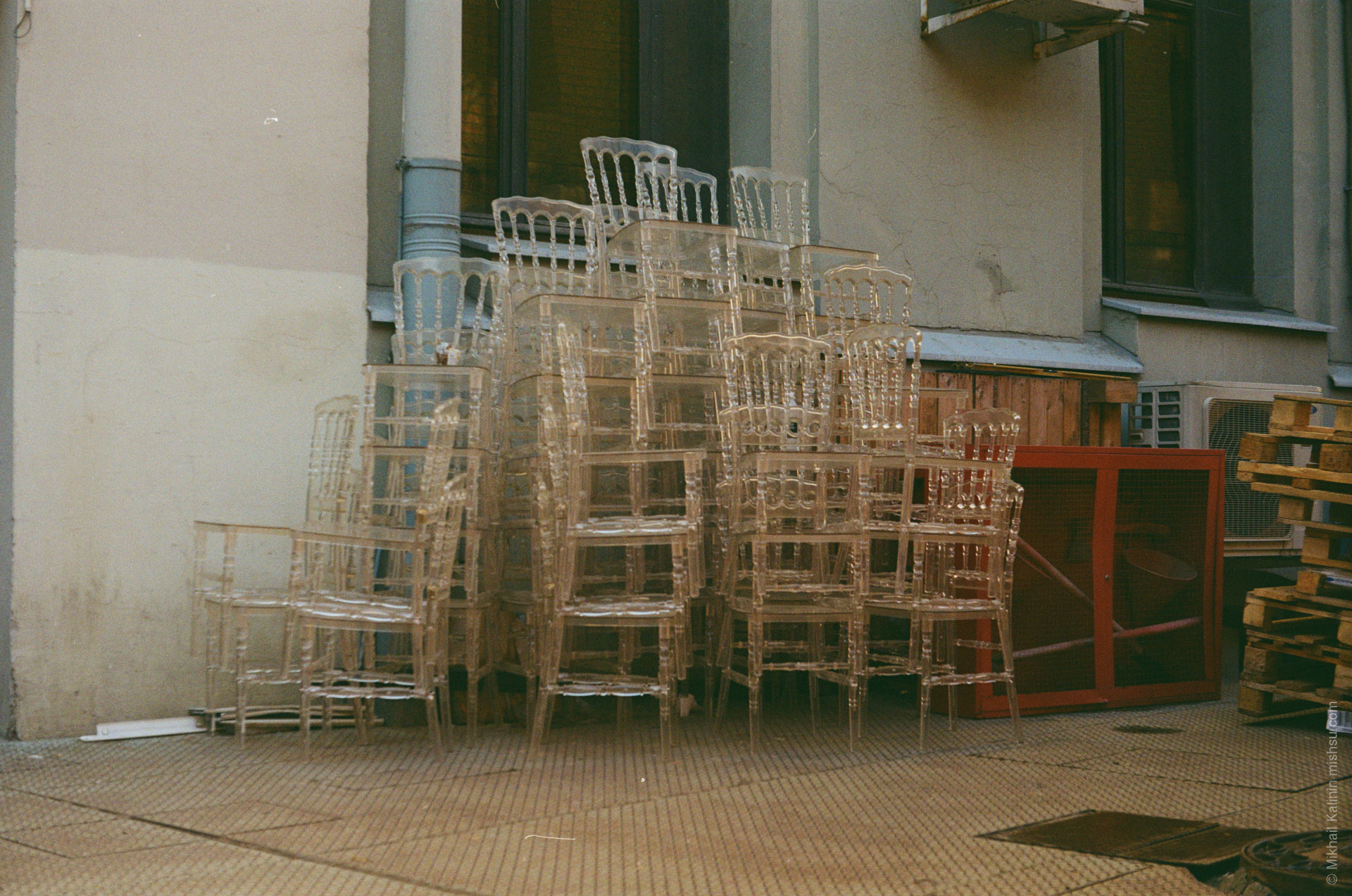 Chair Piramide, Moscow